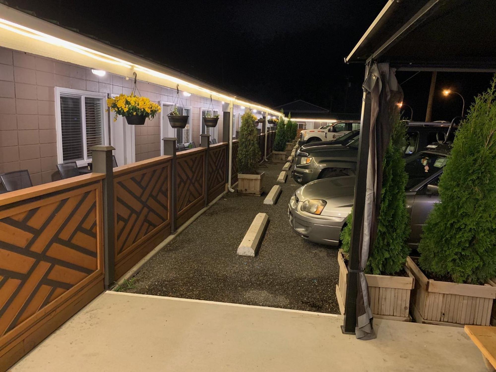 Sunset Motel Cache Creek Luaran gambar