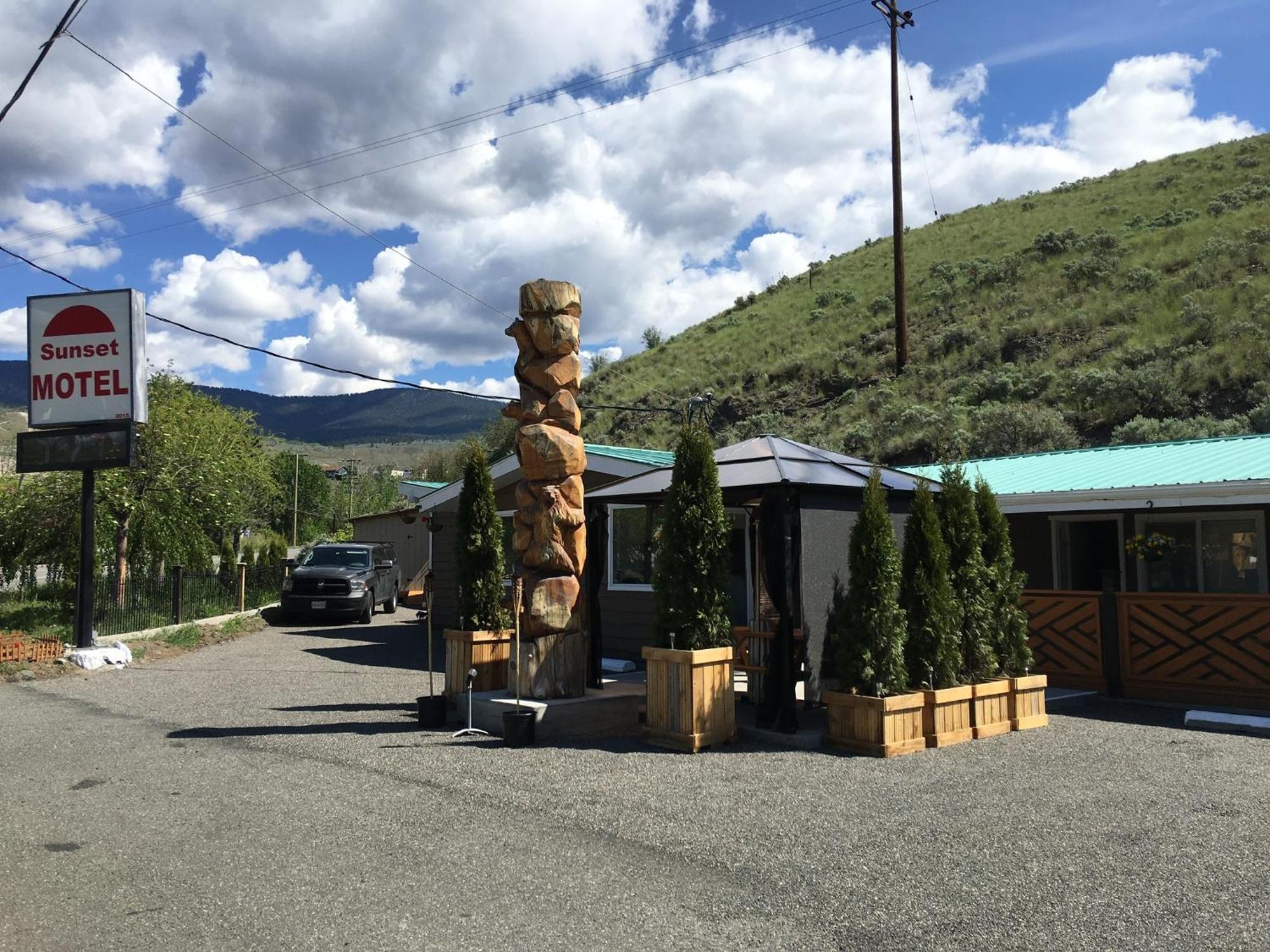 Sunset Motel Cache Creek Luaran gambar